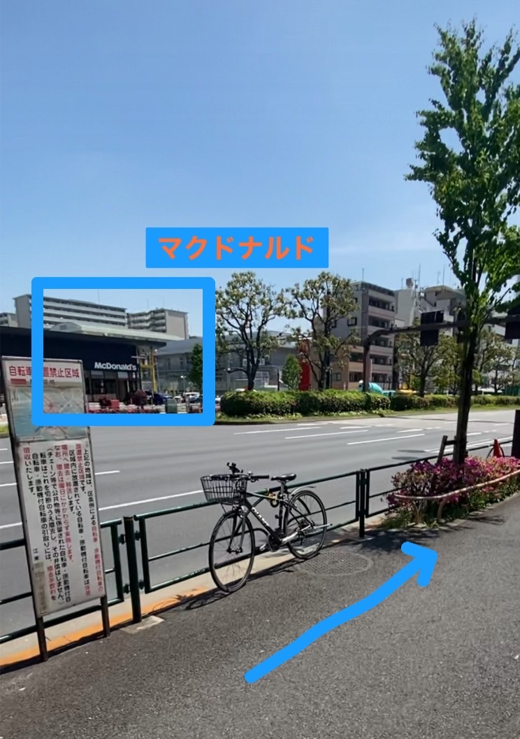 豊洲マクドナルド大型店駐車場もゆったり